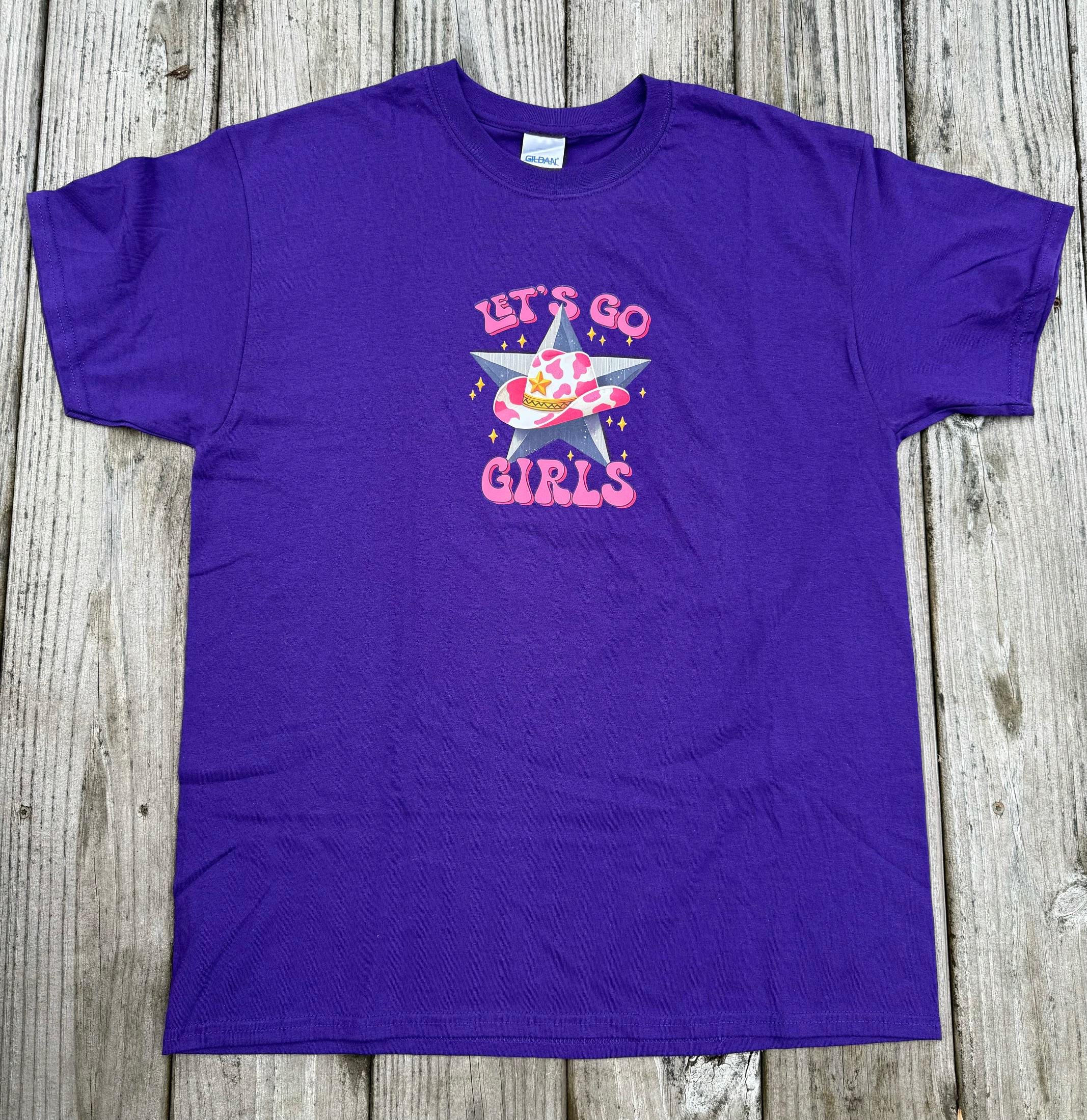 Purple Western Cowgirl Graphic Tee – Country Music Graphic T-Shirt (Size Large)