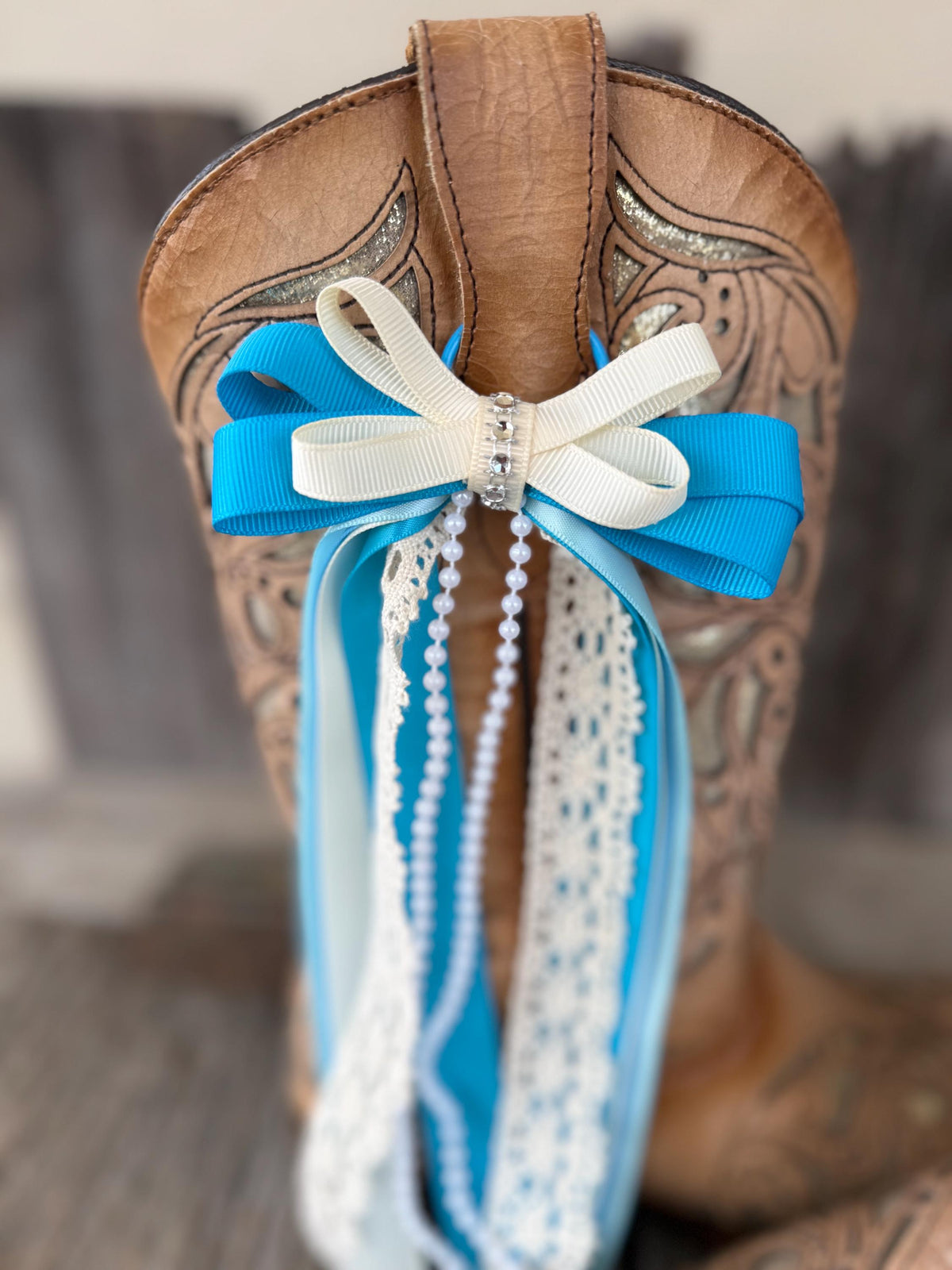 Turquoise & Ivory Lace Western Wedding Boot Bows with Pearls