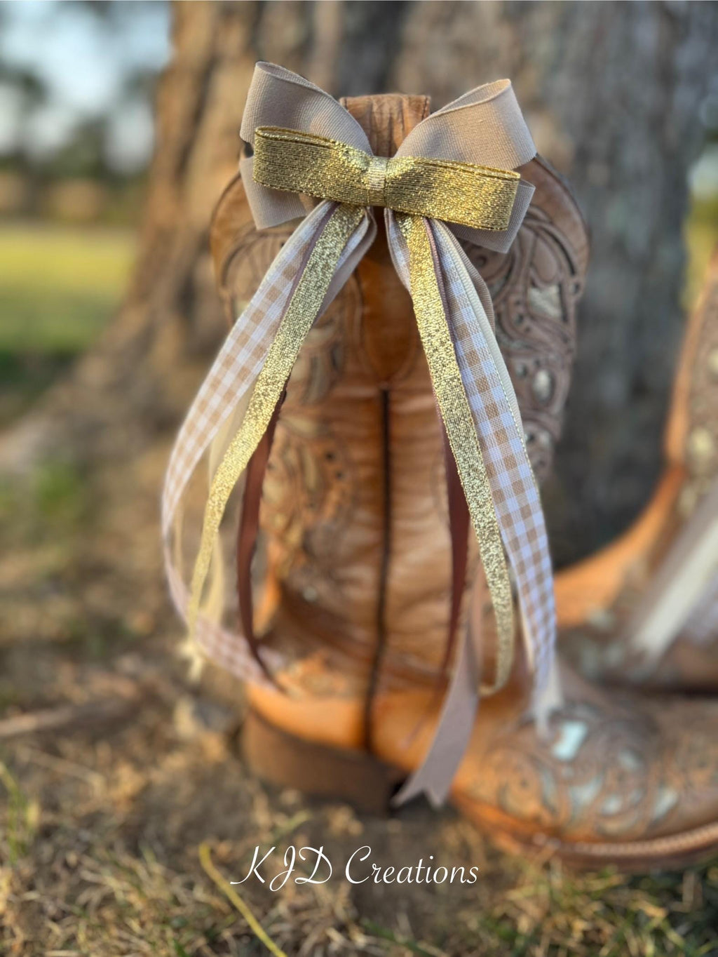 Checkered Gingham Cowboy Boot Bows | Western Wedding & Concert Accessory