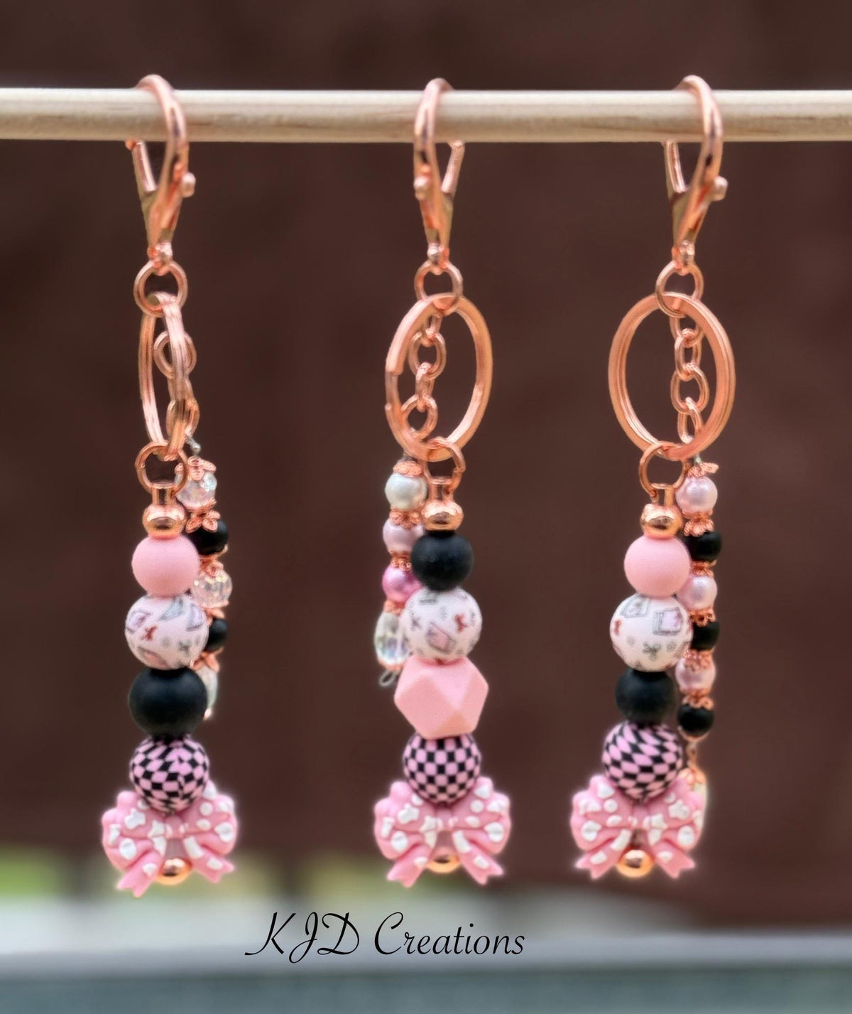 Pink & Black Checkered Bow Silicone Beaded Keychain with Rose Gold Hardware