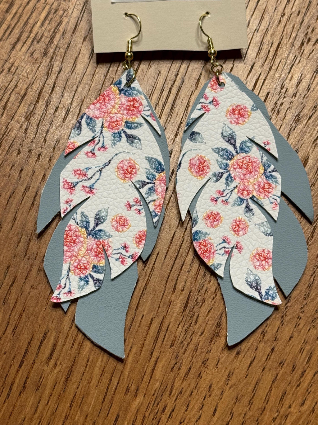 Boho Western Faux Leather Feather Dangle Earrings – Blue, White & Pink Floral