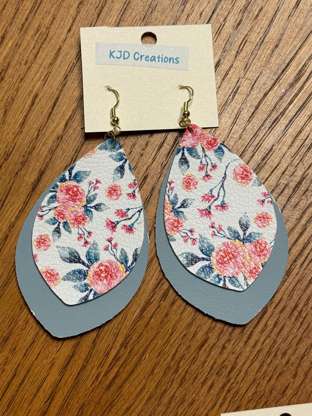 Boho Western Faux Leather Layered Teardrop Dangle Earrings – Floral & Glitter Styles