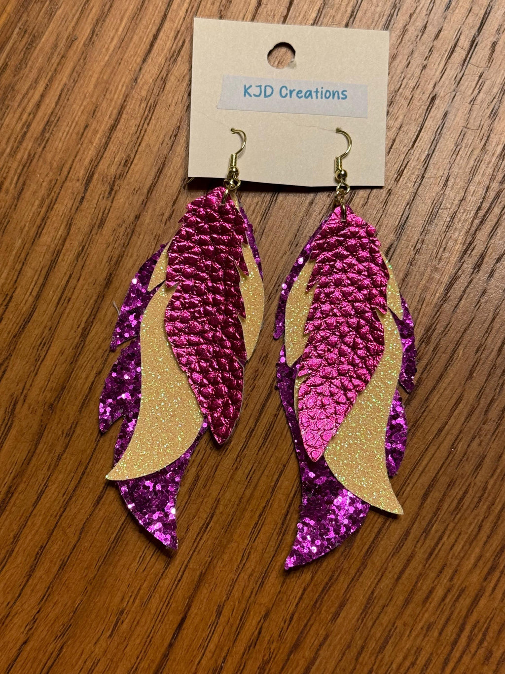 Boho Western Faux Glitter Leather Feather Dangle Earrings - Purple & Yellow Metallic