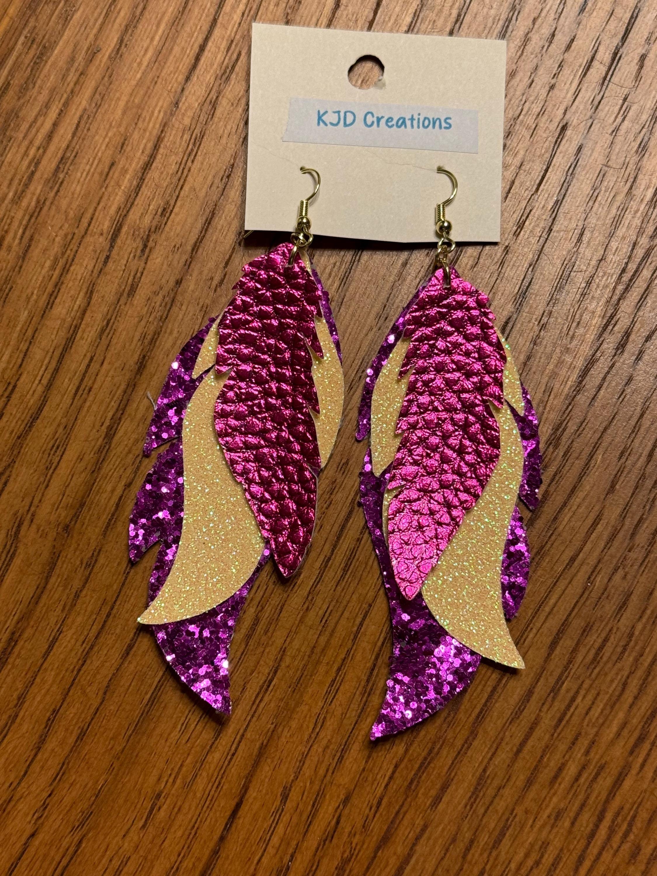 Boho Western Faux Glitter Leather Feather Dangle Earrings - Purple & Yellow Metallic