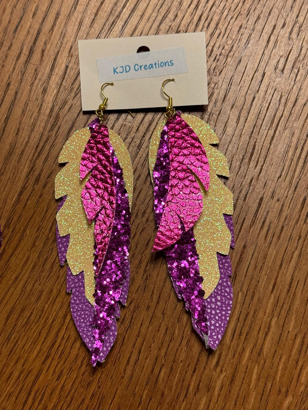 Boho Western Faux Glitter Leather Feather Dangle Earrings - Purple & Yellow Metallic
