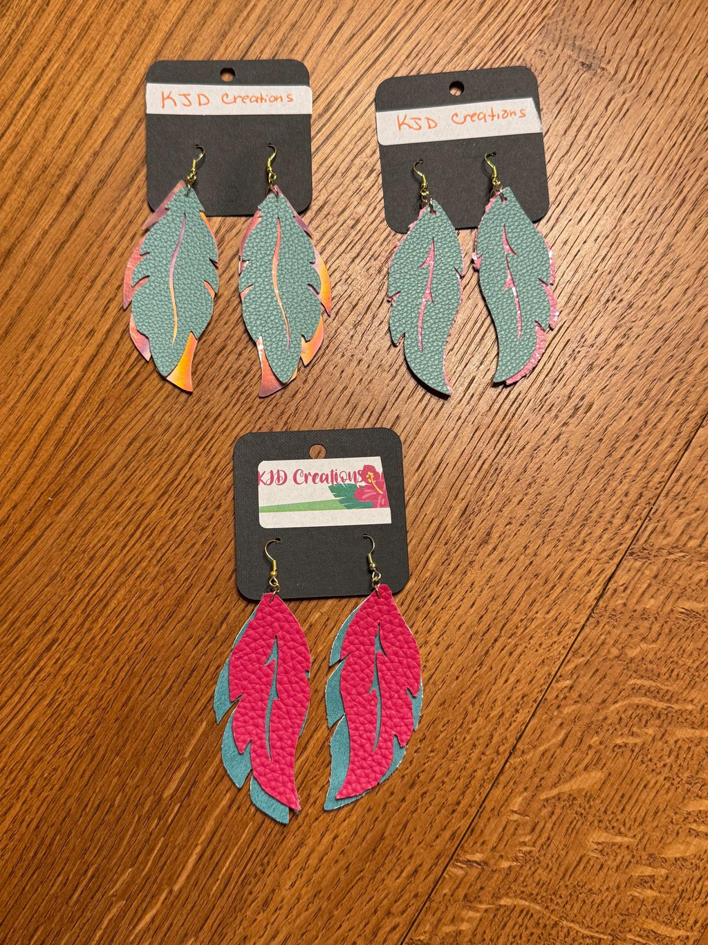 Boho Western Faux Leather Layered Feather Dangle Earrings - Pink & Turquoise Holographic and Glitter