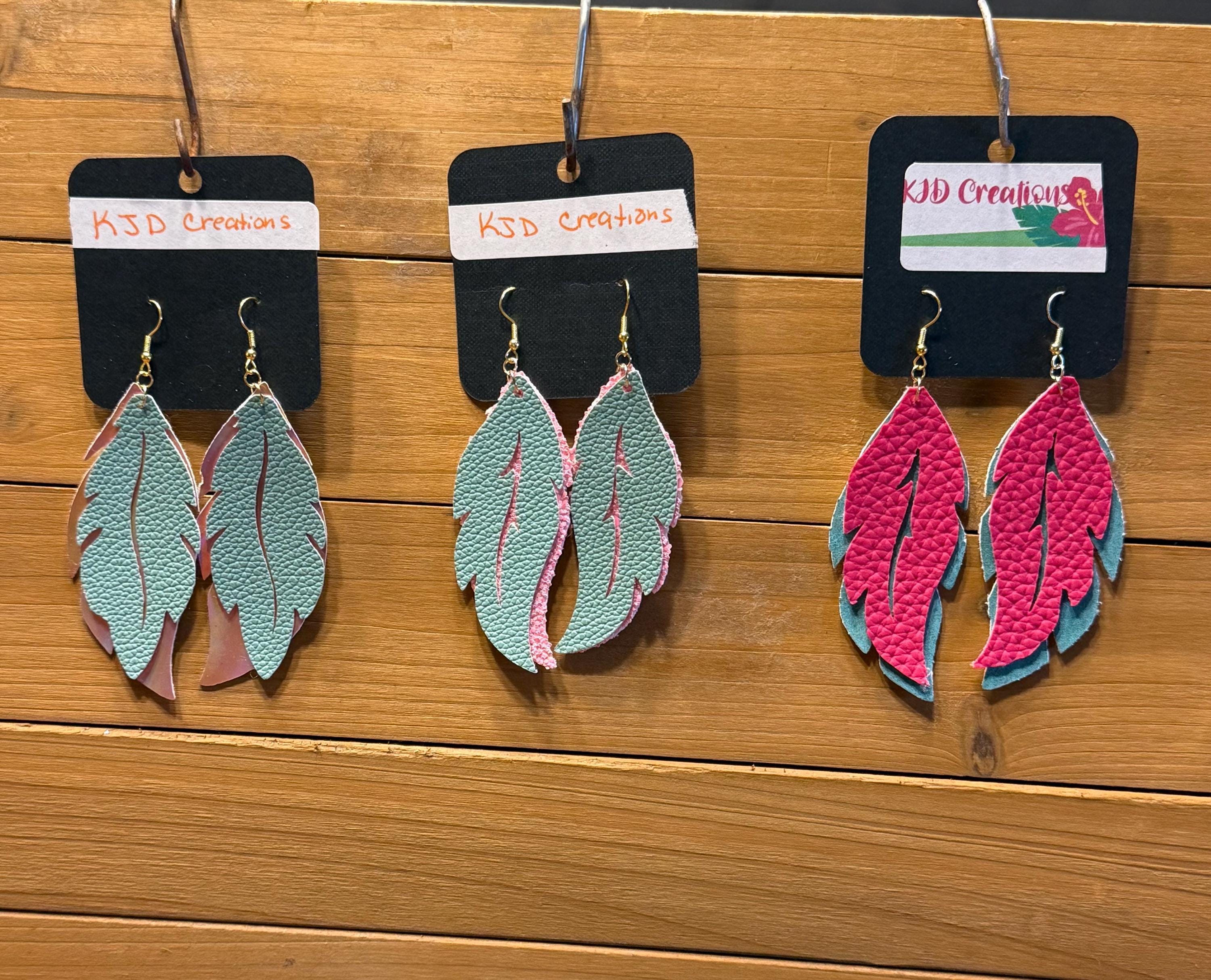 Boho Western Faux Leather Layered Feather Dangle Earrings - Pink & Turquoise Holographic and Glitter