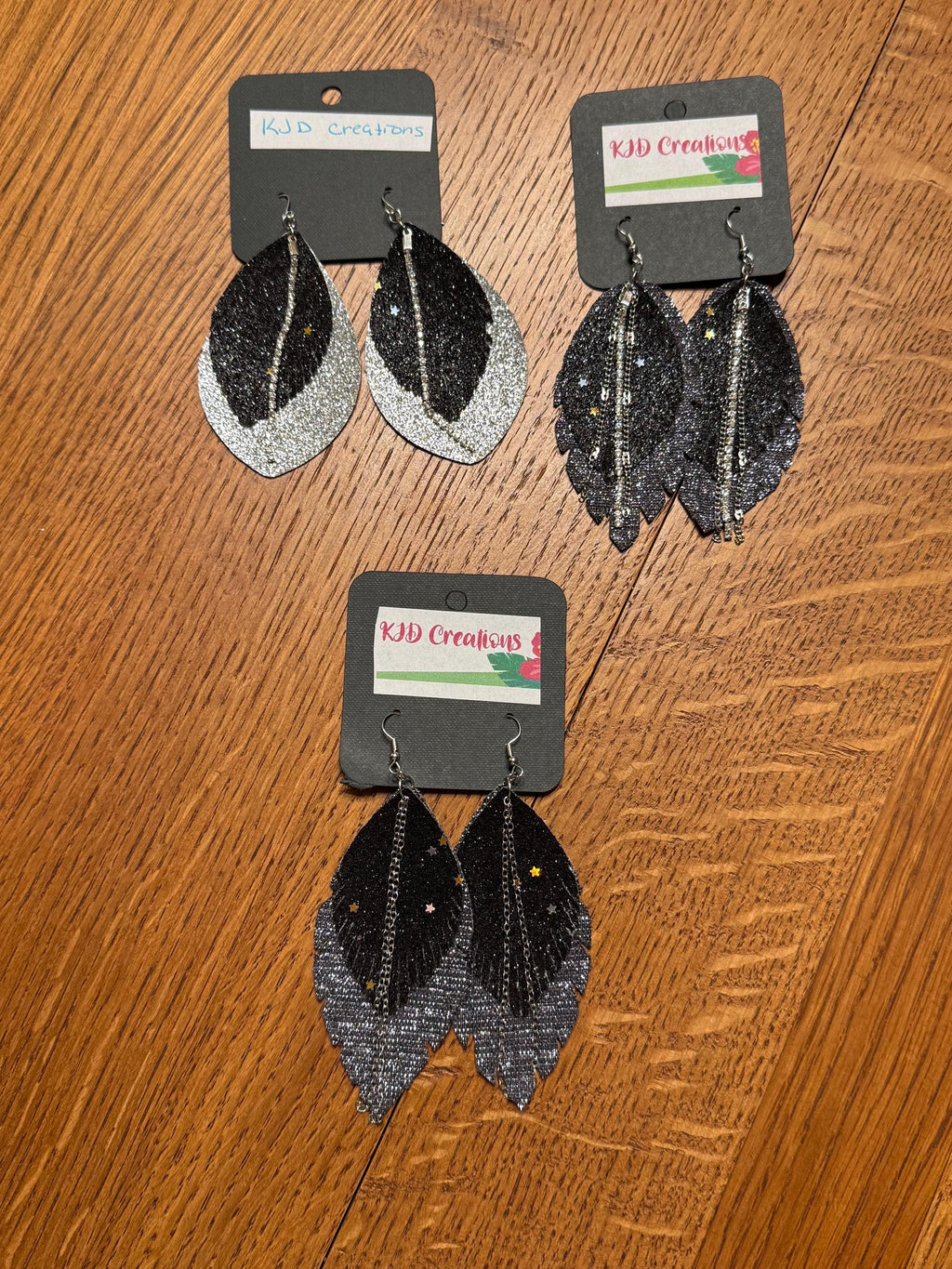 Boho Western Faux Leather Fringe Teardrop Dangle Earrings - Black Glitter Metallic Star with Crystal & Chain Accents