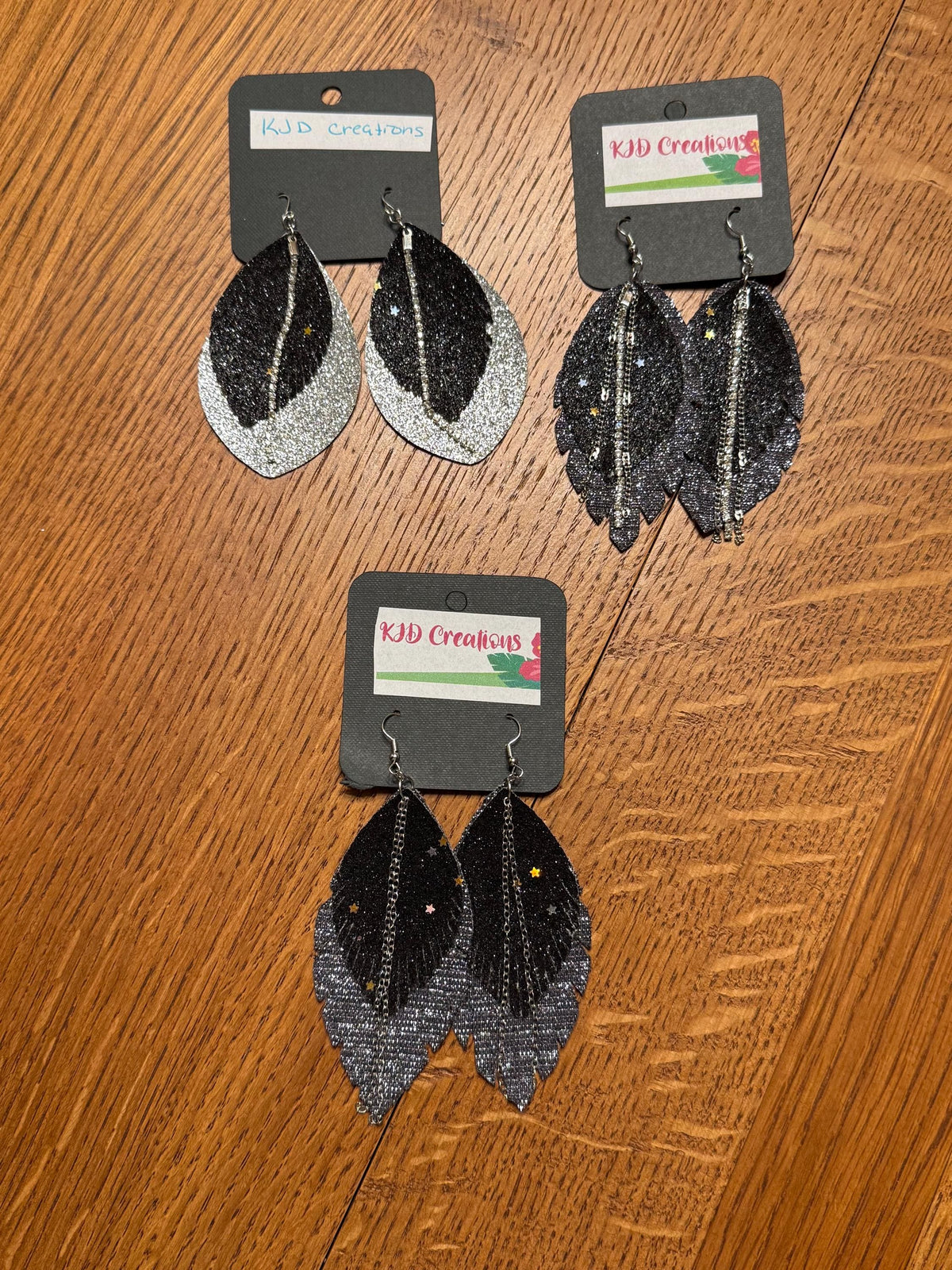 Boho Western Faux Leather Fringe Teardrop Dangle Earrings - Black Glitter Metallic Star with Crystal & Chain Accents