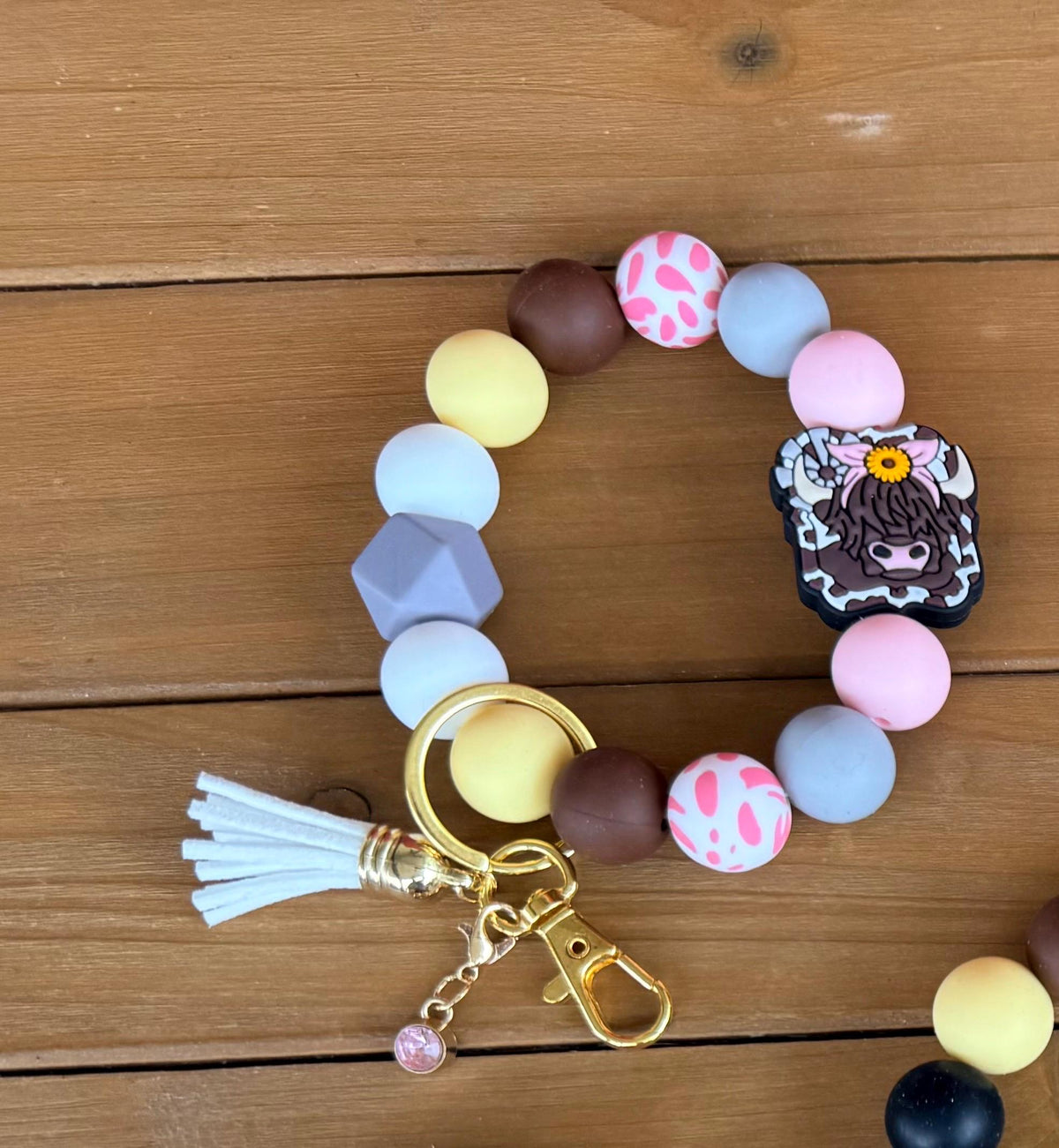 Highland Cow Silicone Beaded Wristlet Bracelet Keychain with Leather Tassel & Crystal Accent