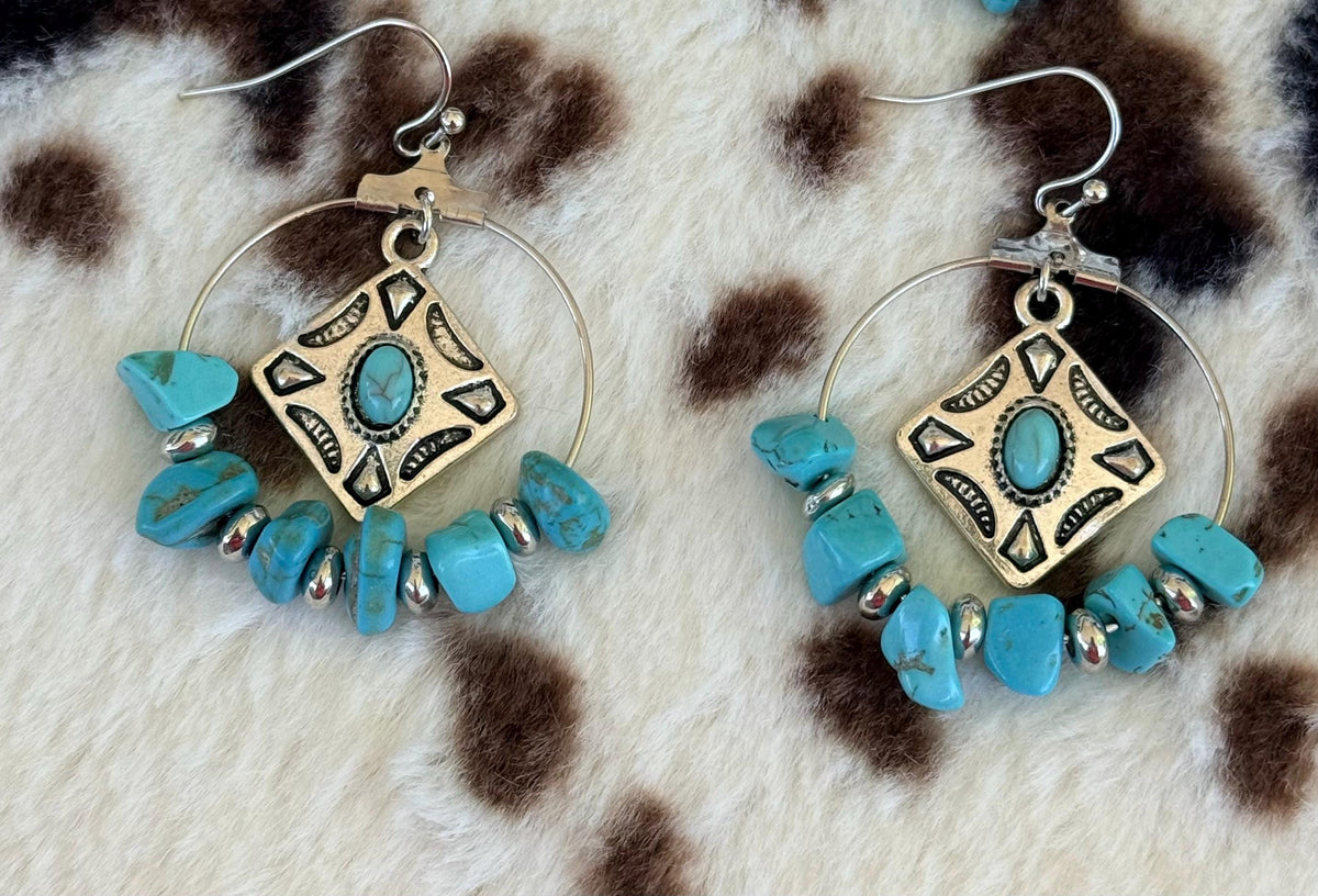 Western Boho Turquoise Wire Beaded Chip Stone Dangle Earrings | Dreamcatcher & Turquoise Charm