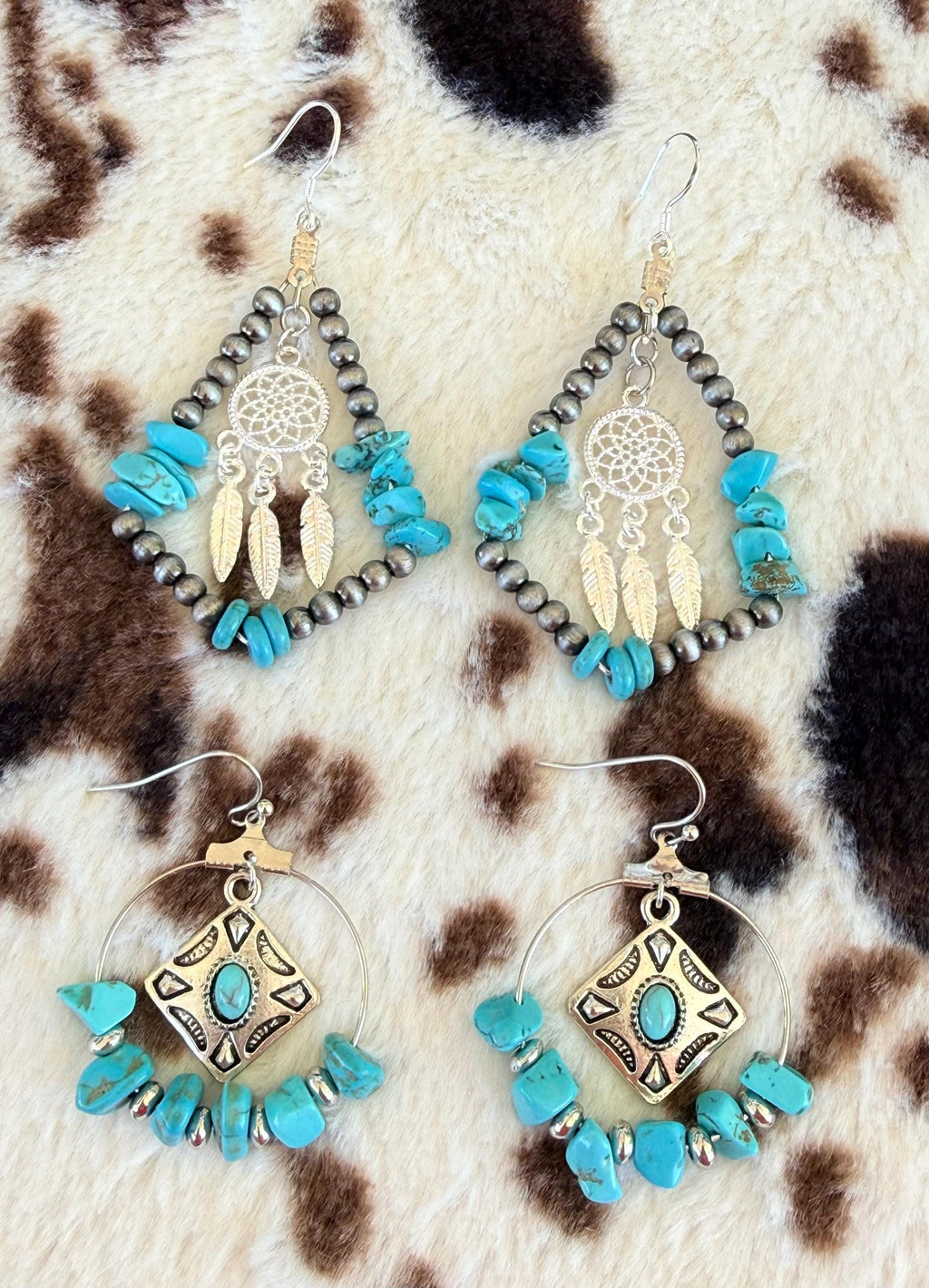 Western Boho Turquoise Wire Beaded Chip Stone Dangle Earrings | Dreamcatcher & Turquoise Charm